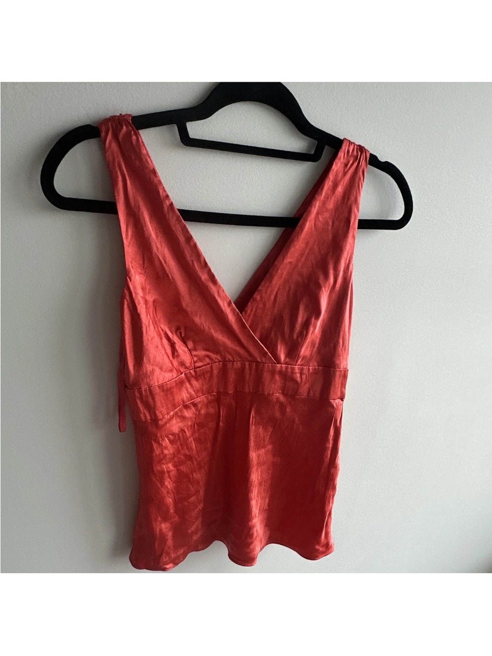 INC International Concepts 100%silk camisole